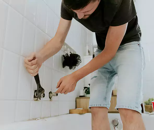 Affordable Bathtub Faucet Replacement in Weatherford: Choose Experienced Local Technicians