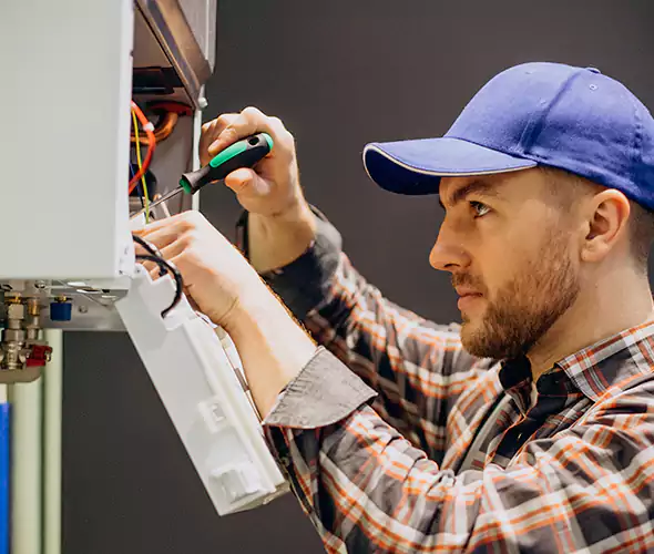 Expert Plumber for Tankless Water Heater Maintenance in Weatherford, TX: Schedule Professional Maintenance Services with Us