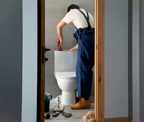 Professional Plumbers for Toilet Bowl Replacement in Weatherford, TX: Schedule Affordable Toilet Replacement Services With Us