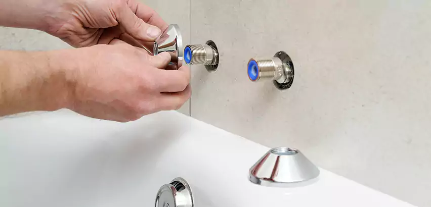 Bathtub Faucet Diverter Replacement in Weatherford